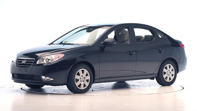 Hyundai elantra 2008 год