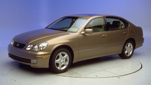 2002 Lexus GS 4-door sedan