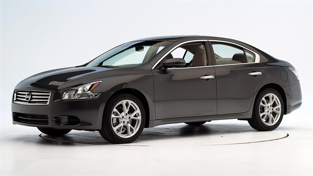 2013 maxima nissan