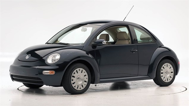 2005 Volkswagen New Beetle 2-door hatchback