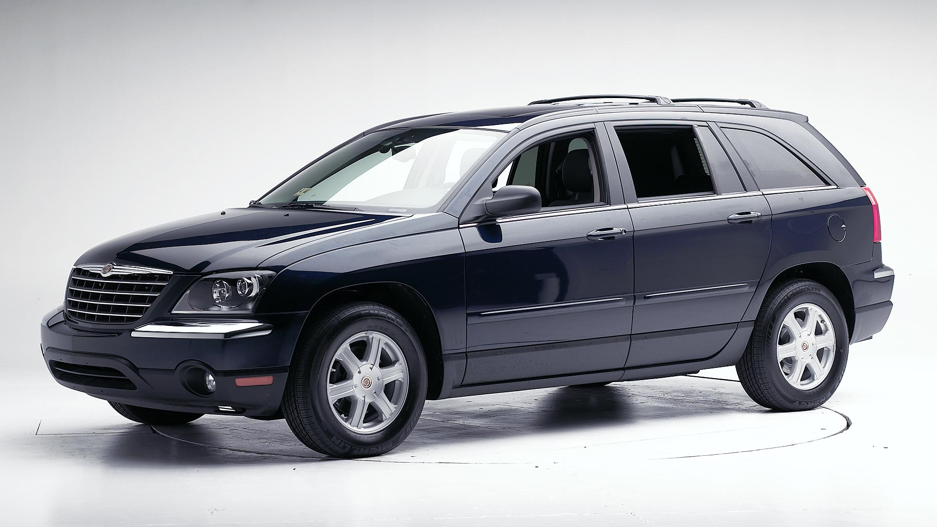 thumbnail image 2 of Pair Rear Left & Right Coil Springs For Chrysler Pacifica 2004-2008 2 of 6