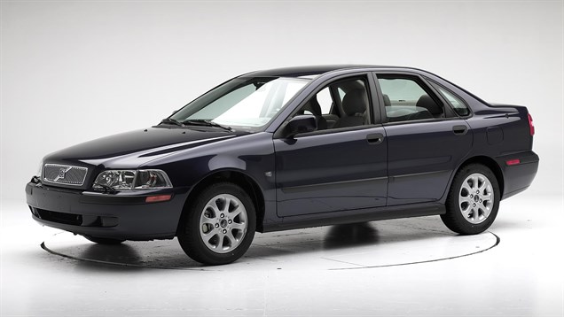 Вольво s40 2002