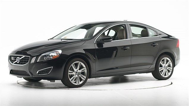 Volvo s60 2013 года