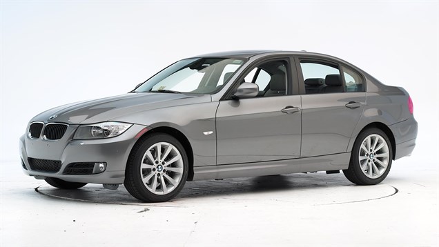 2011 BMW 3 series 4-door sedan