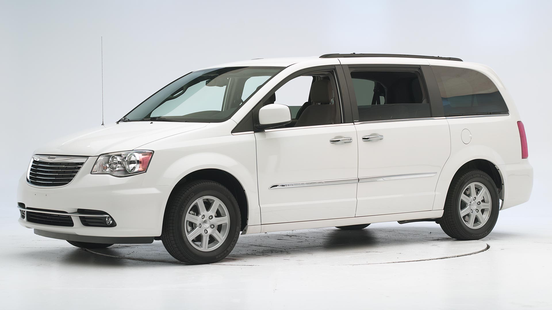 2012 chrysler town and country van