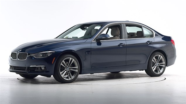 2016 BMW 3 series 4-door sedan
