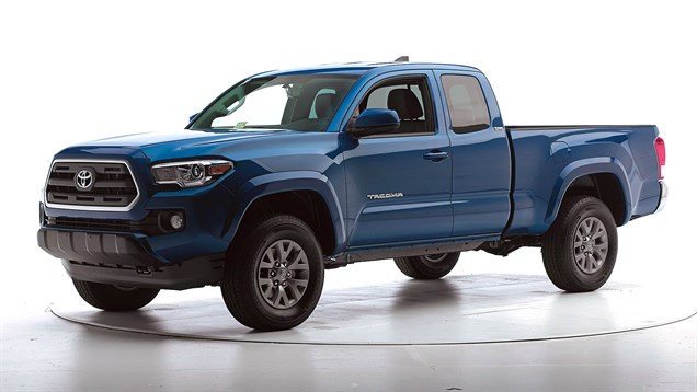 2018 Toyota Tacoma Extended cab pickup