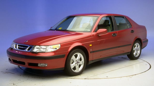 1999 Saab 9-5 4-door sedan