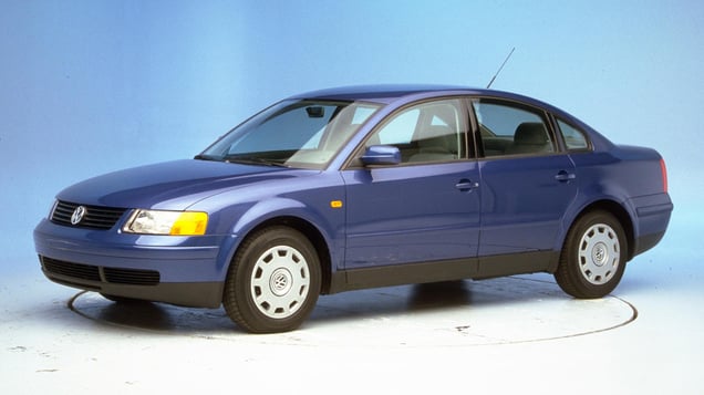 1999 Volkswagen Passat 4-door sedan
