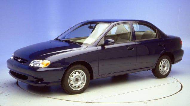 1999 Kia Sephia/Spectra 4-door sedan
