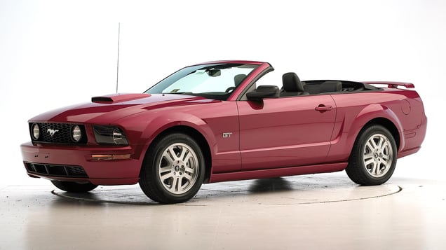 2007 Ford Mustang 2-door convertible