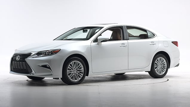 2017 LEXUS ES