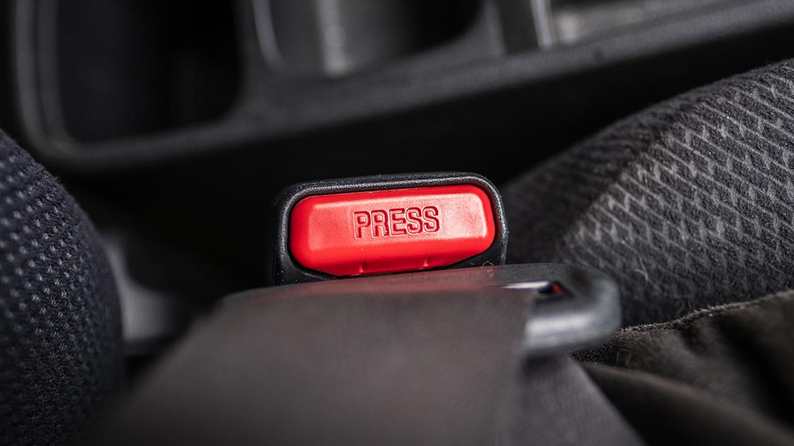 Many SUVs struggle in first IIHS seat belt reminder evaluations