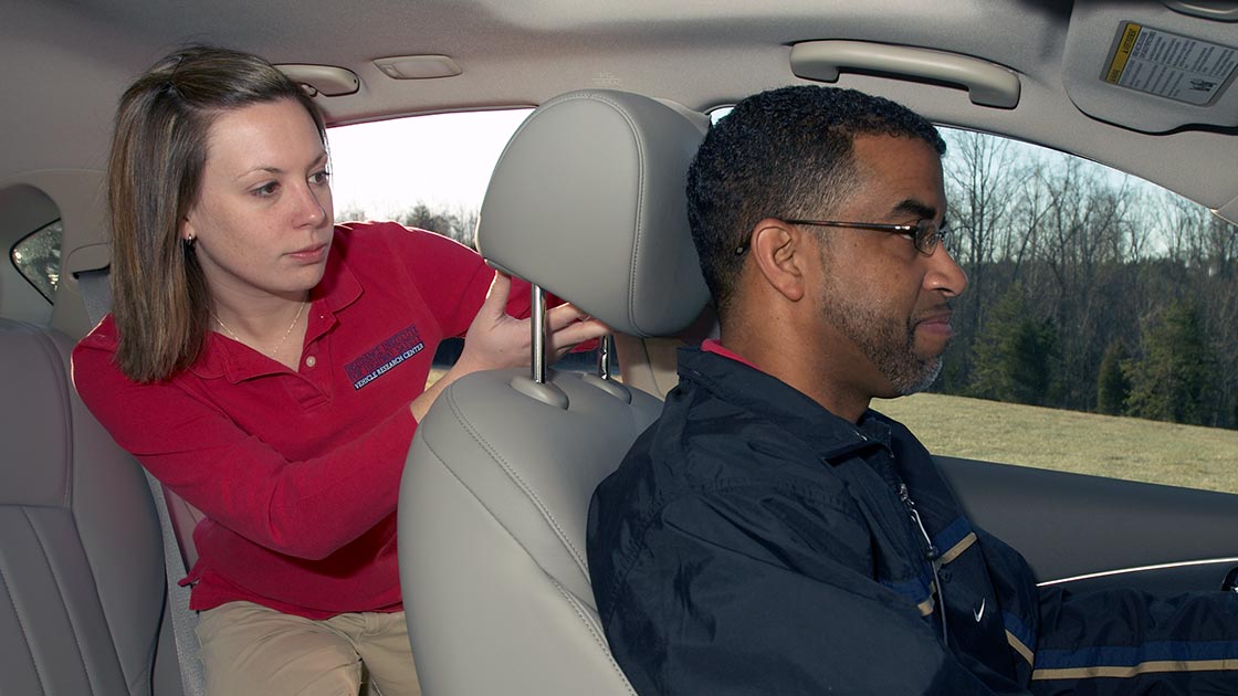 Neck injury risk is lower if seats and head restraints are rated good